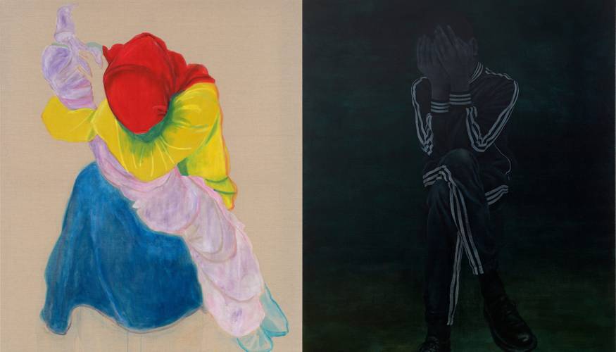 Links: Katharina Poos, Vermächtnis, Acryl/ Eitempera auf Lw, 2025, Copyright: VG Bild-Kunst Bonn 2026; Rechts: Ewa Finn, Freunde schauen Ijob an, Öl auf Leinwand, 2023/24