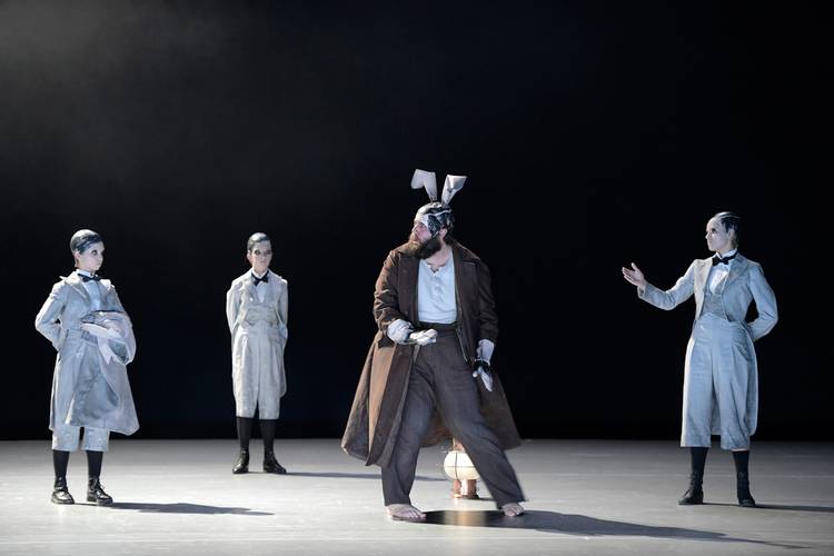 A Midsummer Night’s Dream – u. a. James Platt als Bottom Bettina Stöß