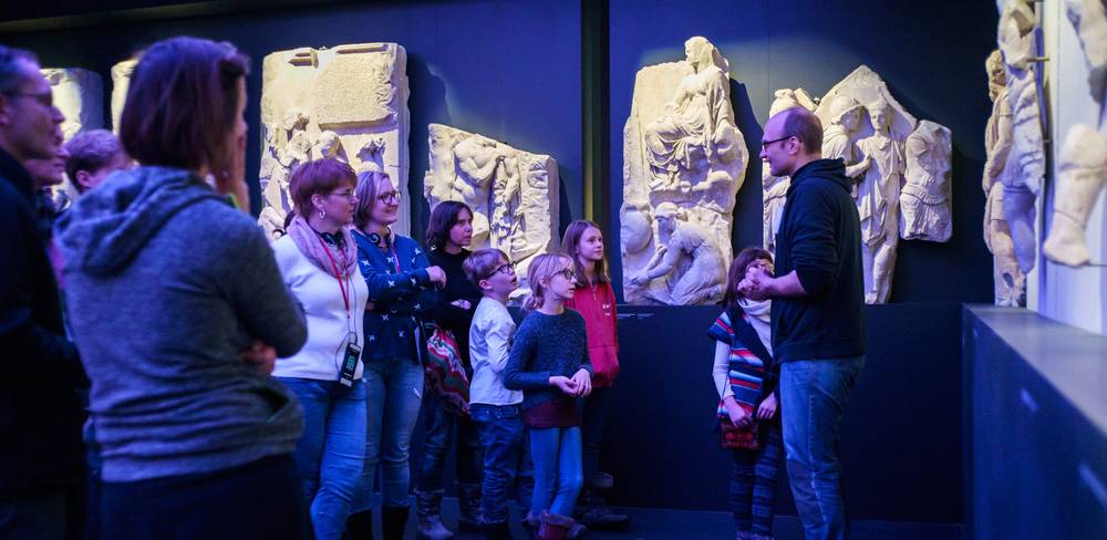 Familienführung in Pergamon. Das Panorama