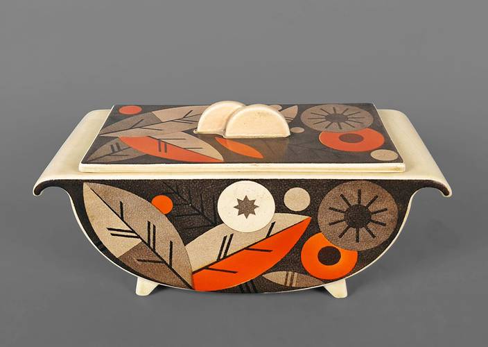 Steingut-Dose von Ursula Fesca für Waechtersbach – Steingut-Dose, L 25 cm, B 11,5 cmEntw: Ursula Fesca (1900-1975)Waechtersbacher Steingutfabrik, Anf. 1930er Jahre