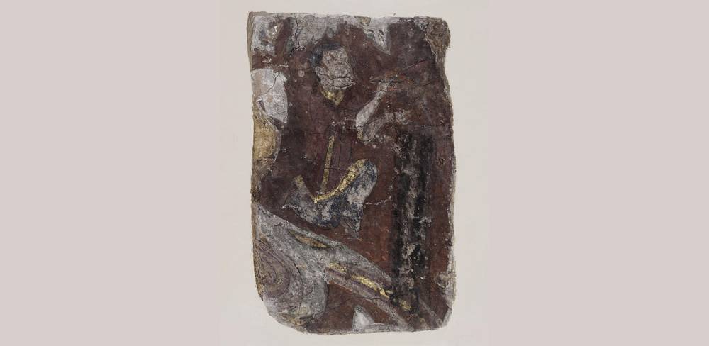 Kniender Schreiber mit altuigurischer Inschrift, China, Xinjiang, Bezeklik Höhle 14, 11. – 12. Jh., Wandmalerei