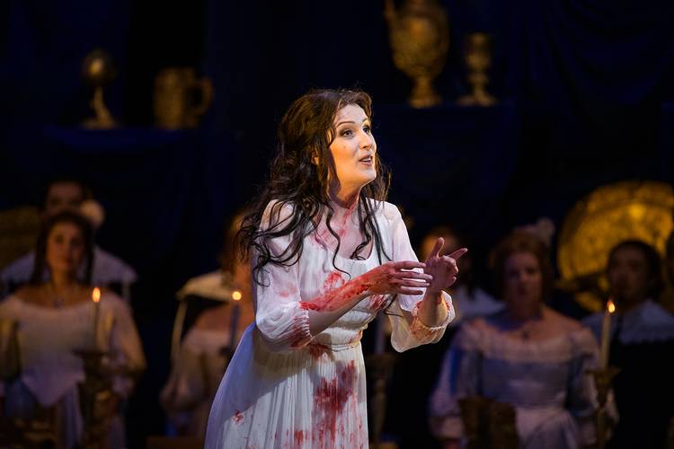 Lucia di Lammermoor – Adela Zaharia als Lucia