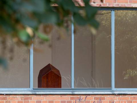 Ausstellungsansicht, Matt Browning: A Screen of Trees, Mies van der Rohe Haus.