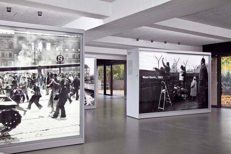 1961 | 1989. Die Berliner Mauer, Ausstellungsansicht – 1961 | 1989. Die Berliner Mauer, Ausstellungsansicht © Stiftung Berliner Mauer, Foto: Simons