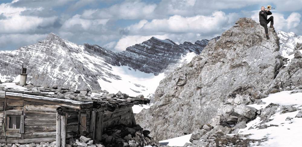 Filmstill aus „Der Untergang des Alpenlandes – D.U.D.A! Werner Pirchner“