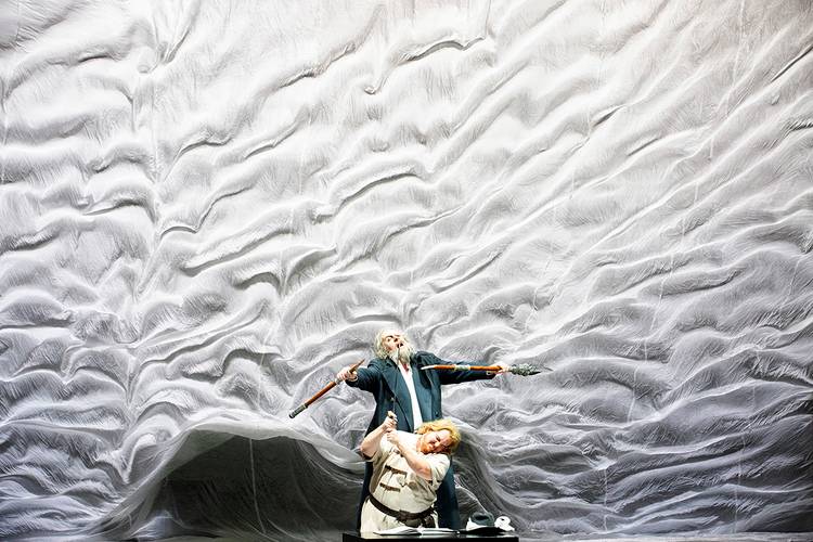 Siegfried – Iain Paterson als Der Wanderer, Clay Hilley als Siegfried Bernd Uhlig