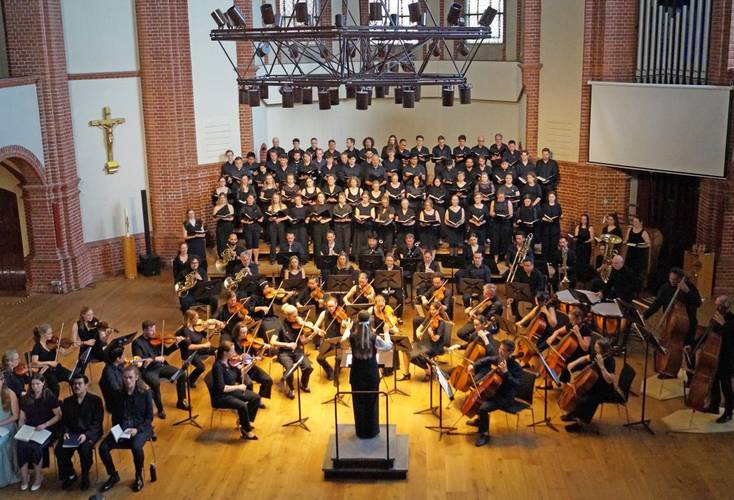 Der Chor der Hochschule für Musik „Hanns Eisler“ Berlin mit dem Chor und Symphonieorchester der Hochschule München, Mai 2026 – Der Chor der Hochschule für Musik „Hanns Eisler“ Berlin mit dem Chor und Symphonieorchester der Hochschule München im Mai 2026
