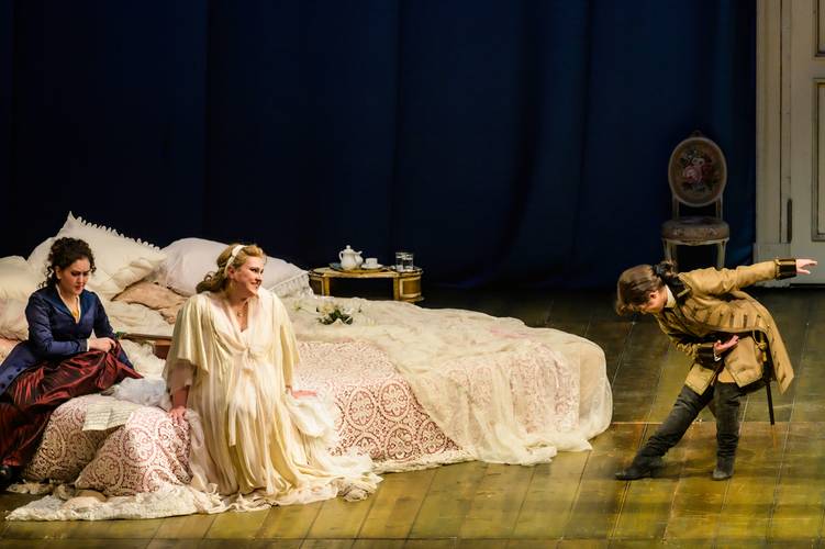 Le nozze di Figaro – Maria Motolygina als Gräfin Almaviva, Lilit Davtyan als Susanna, Meechot Marrero als Cherubino