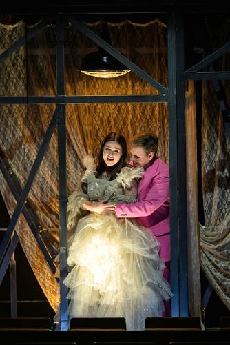 Rigoletto – Andrei Danilov als Herzog, Julia Muzychenko als Gilda