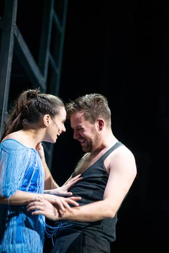 Die Dreigroschenoper