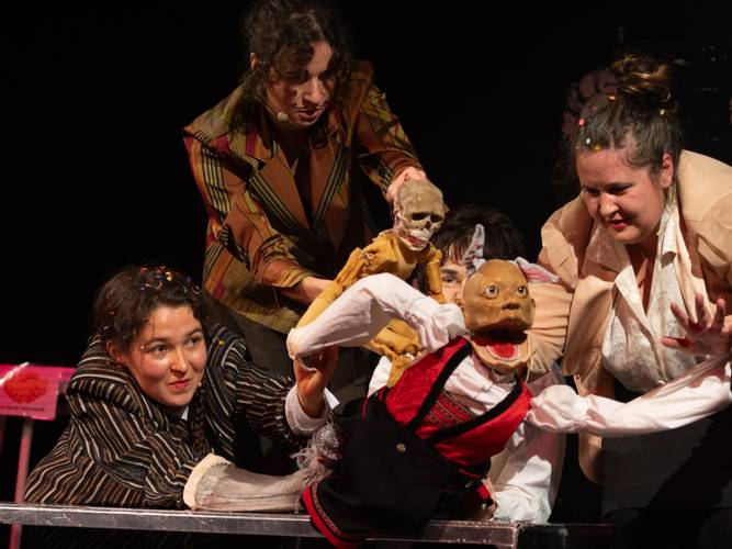 OKE KARA – das Puppenkaraoke