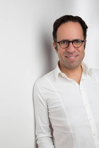 Psychiater und Autor Mazda Adli – Porträt von Mazda Adli