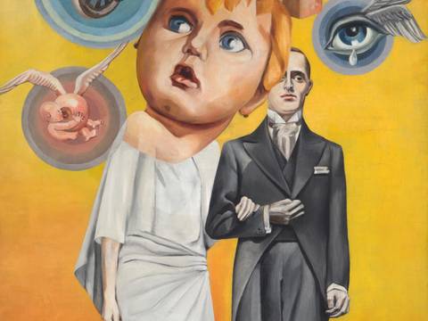 Hannah Höch, Die Braut (Pandora), 1924/1927 – Gemälde: Das Gemälde zeigt ein Brautpaar sowie surreale Elemente im Hintergrund. Collage-artig ist der Kopf der Braut durch einen Baby-Kopf ersetzt worden. Die Farbe des Hintergrundes ist ein leuchtendes Gelb-Orange.