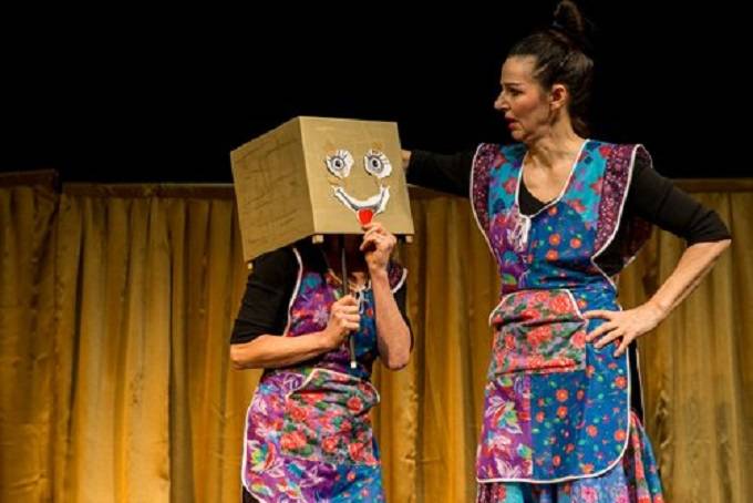 Kinder- und Familientheater Coq au Vin: Die fabelhafte Zauberwelt von Polly und Dolly
