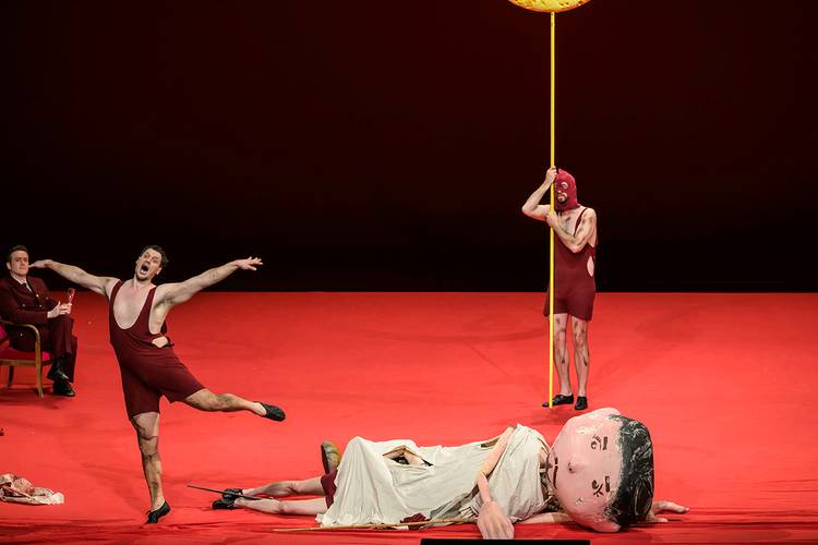 A Midsummer Night’s Dream – u. a. Patrick Guetti als Bottom Bettina Stöß