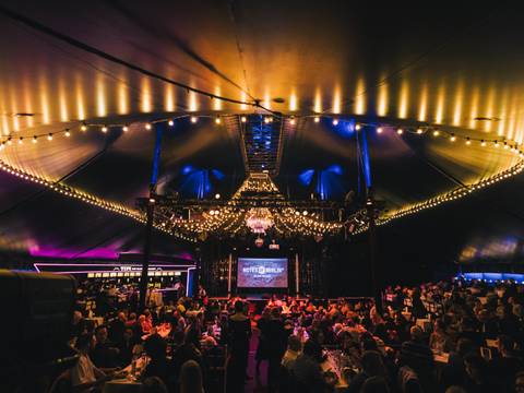 Notes of Berlin – Notes of Berlin im TIPI AM KANZERAMT