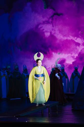 Suor Angelica – Mané Galoyan als Suor Angelica Eike Walkenhorst