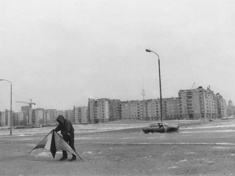 Sibylle Bergemann, Mauerbrache am Potsdamer Platz, Berlin, 1990