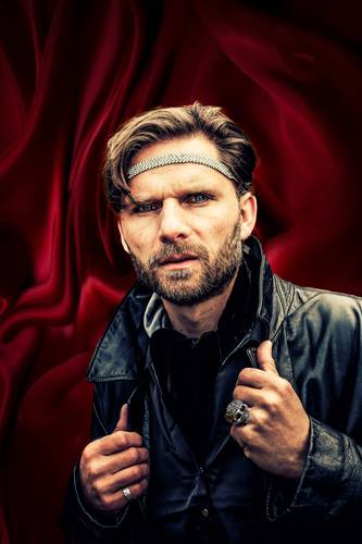 Globe Berlin: Hamlet – Benjamin Krüger als Hamlet