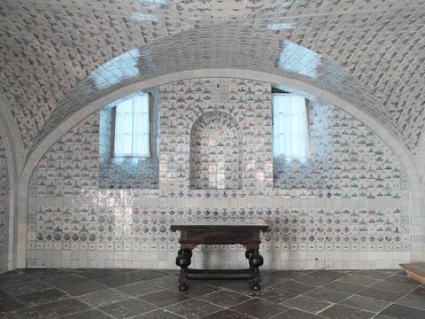 Schloss Caputh, Fliesensaal – Fliesensaal im Schloss Caputh