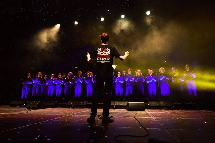 Tanz auf dem Vulkan – paultchurz