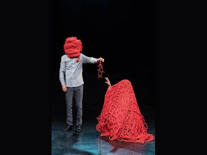 Compagnie E1NZ: NEVER ENOUGH