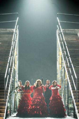 Carmen – Charles Castronovo als Don José, Nicole Haslett als Frasquita, Clémentine Margaine als Carmen, Dean Murphy als Dancairo, Jana Kurucová als Mercédès