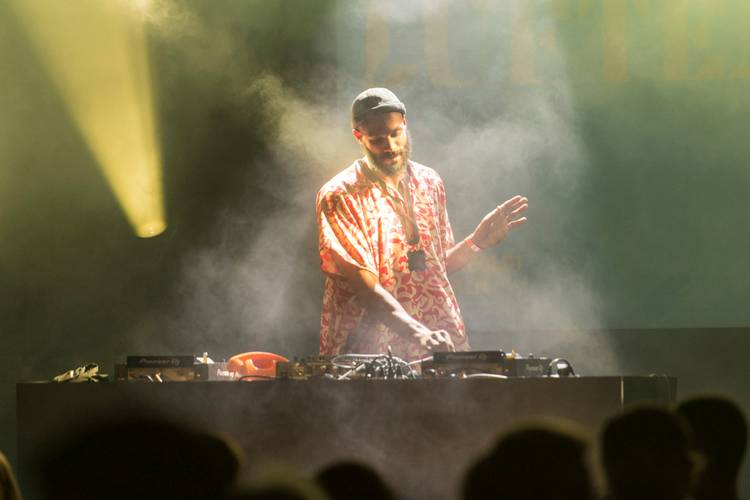 DJ Set von Ben Olayinka im Rahmen von Durchlüften - Open Air im Schlüterhof 2022