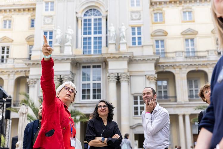 Führung im Humboldt Forum – Führung im Humboldt Forum