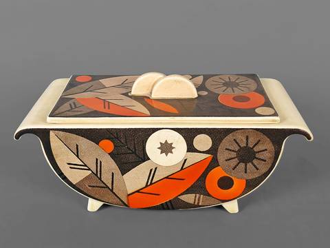 Steingut-Dose von Ursula Fesca für Waechtersbach – Steingut-Dose, L 25 cm, B 11,5 cmEntw: Ursula Fesca (1900-1975)Waechtersbacher Steingutfabrik, Anf. 1930er Jahre