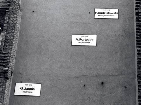 Christian Boltanski, The Missing House, Detail, 1990