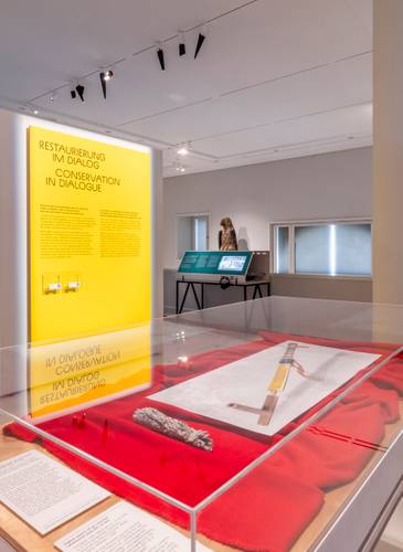 Blick in die temporäre Ausstellung "Restaurierung im Dialog" – Blick in die temporäre Ausstellung "Restaurierung im Dialog"