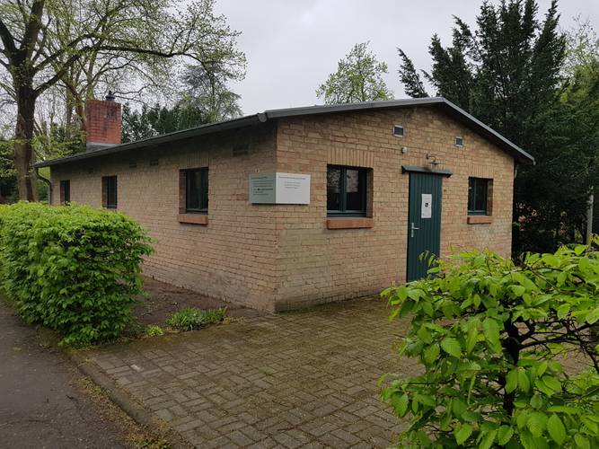 Historischer Ort Krumpuhler Weg, Museumsgebäude – Historischer Ort Krumpuhler Weg, ehemaliges NS-Zwangsarbeitslager, Museumsgebäude, Baracke