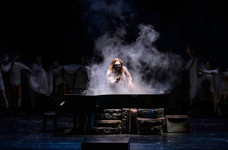 Das Rheingold – Michael Sumuel als Alberich Bettina Stöß