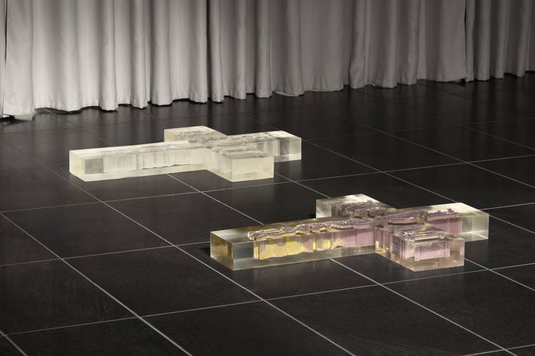 Jiyoon Chung, Hyperreal, 1.0, 2026, 79 x 101 x 10 cm. Epoxy resin, graffiti extracted with solvent. Courtesy of the artist and Anton Janizewski