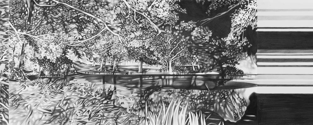 Marc Brandenburg, Ohne Titel, 2024 (Ausschnitt), Courtesy Galerie Thaddaeus Ropac – Schwarz-weiß-Zeichnung: Blick auf ein Gewässer und eine Park-Landschaft, die sich im Wasser spiegelt.