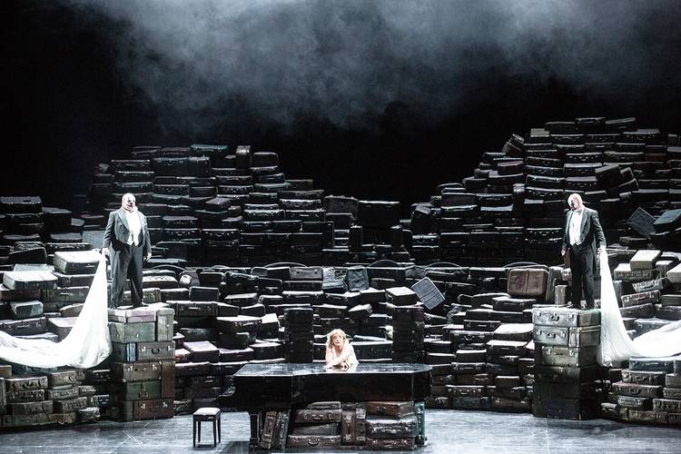 Götterdämmerung – Clay Hilley als Siegfried, Thomas Lehman als Gunther, Ricarda Merbeth als Brünnhilde Bernd Uhlig