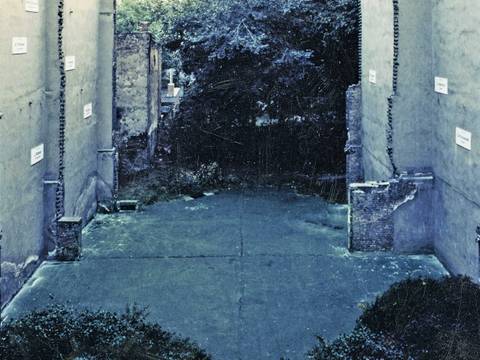 Christian Boltanski, The Missing House, 1990