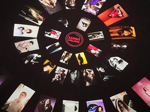 »Electric Lights – Women in Electronic Music« Portraits an der Kuppel Planetariumssaal – »Electric Lights – Women in Electronic Music« Portraits an der Kuppel Planetariumssaal © Katja Ruge