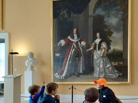 Führung für junge Menschen im Schlossmuseum Oranienburg – Führung für junge Menschen im Schlossmuseum Oranienburg
