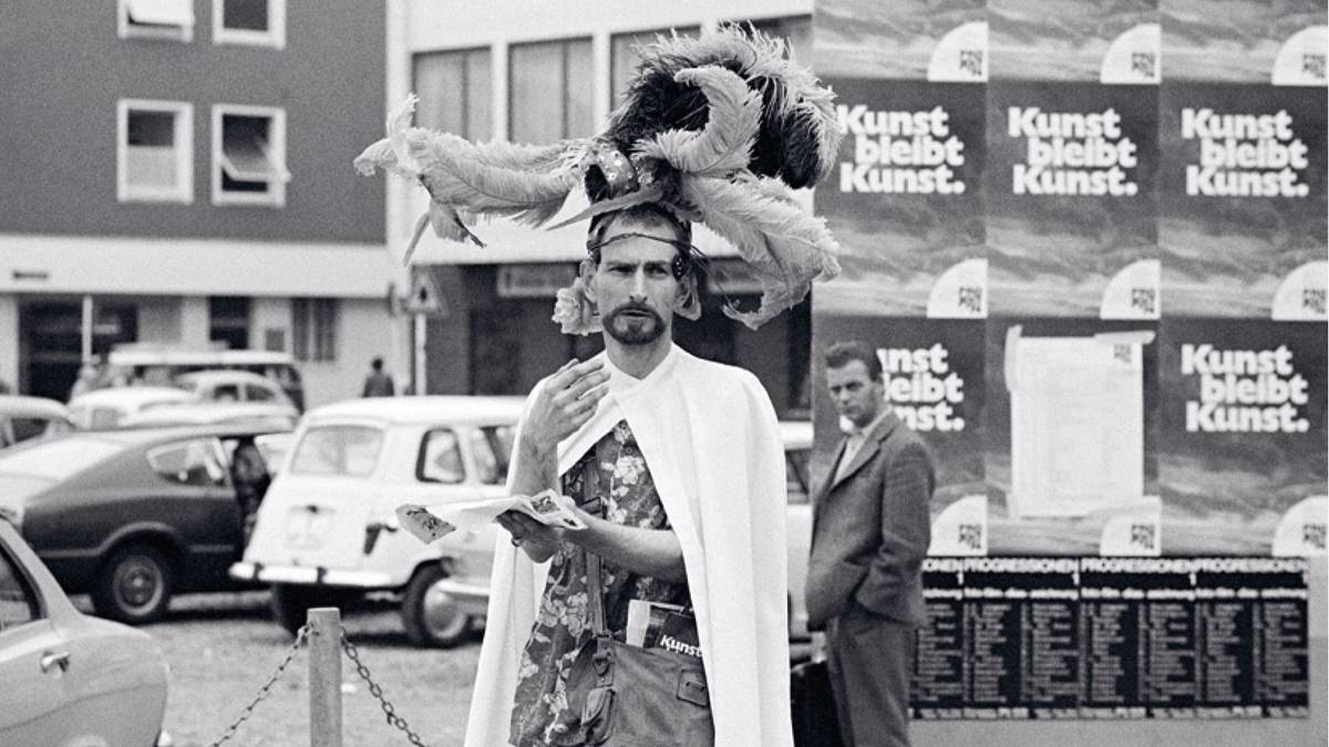 Camp, Cancer, AIDS—Susan Sontag and Queer Culture
