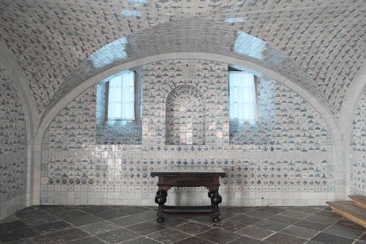 Schloss Caputh, Fliesensaal – Fliesensaal im Schloss Caputh