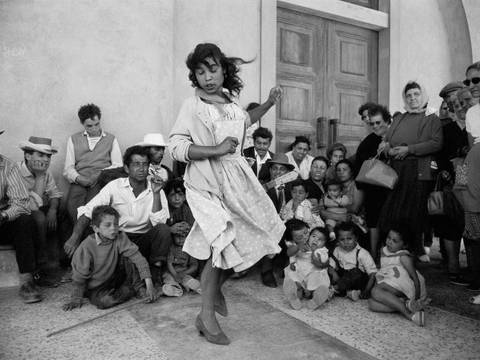 Roma, Saintes-Maries-de-la-Mer, Frankreich, 1960 © Sabine Weiss, Collections Photo Elysée, Lausanne