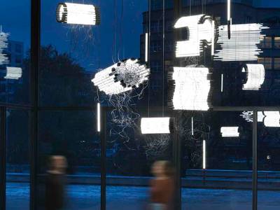 Monica Bonvicini, Lightworks, 2022, Ausstellungsansicht Neue Nationalgalerie, 25.11.2022-30.4.2023