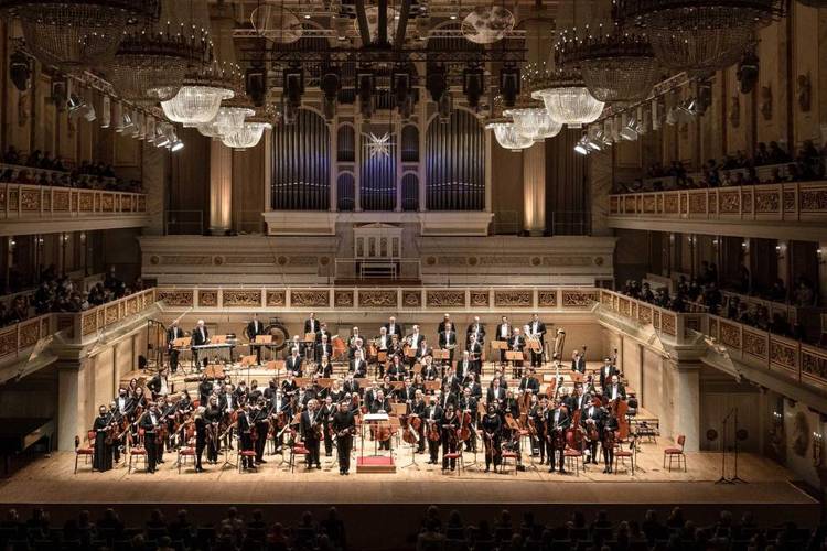 Rundfunk-Sinfonieorchester Berlin Konzerthaus I – Rundfunk-Sinfonieorchester Berlin Konzerthaus I © P. Meisel