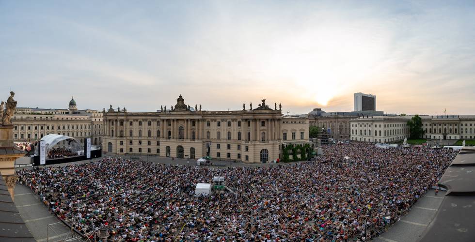 Staatsoper für alle - Open-Air-Konzert – Peter Adamik