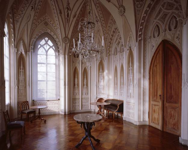 Saal im Obergeschoss der Meierei auf der Pfaueninsel – Saal im Obergeschoss der Meierei auf der Pfaueninsel © SPSG / Foto: Leo Seidel