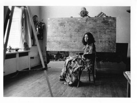 Chetna Vora am Set von „In der Kunst sind wir alle Kinder“, einem Film über den Maler Rolf Werner. Bansin, 1976 – Chetna Vora am Set des Filmes In der Kunst sind wir alle Kinder