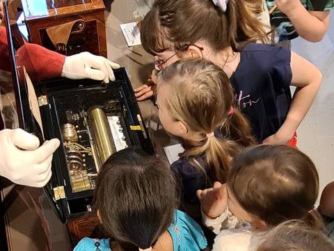 Musica di strada für die ganze Familie – Mechanische Musikinstrumente entdecken