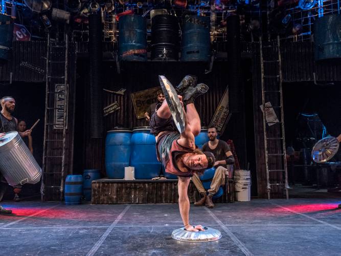 STOMP – Steve McNicholas